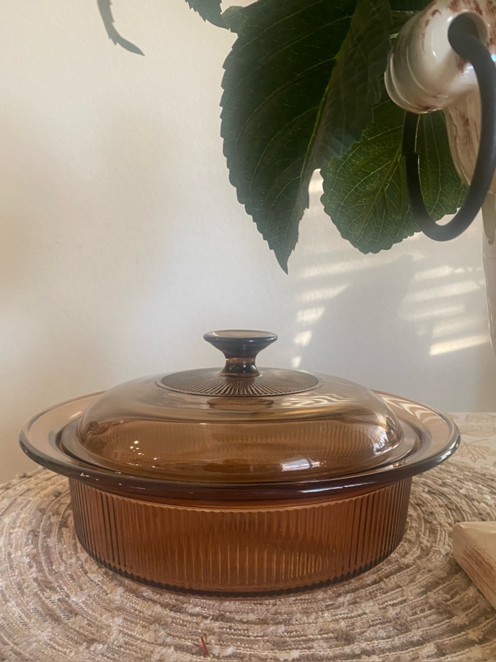 Corning Ware Vision Amber V-32-B Ribbed 1.5 Qt Round Casserole Dish & Lid 1.5 L